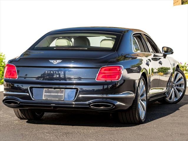 2026 Bentley Flying Spur Azure