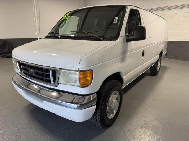 2005 Ford E-350 Super Duty Unknown