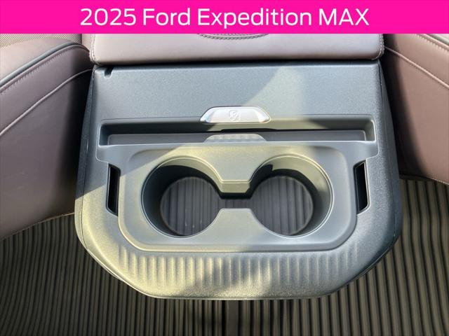 2025 Ford Expedition Platinum MAX