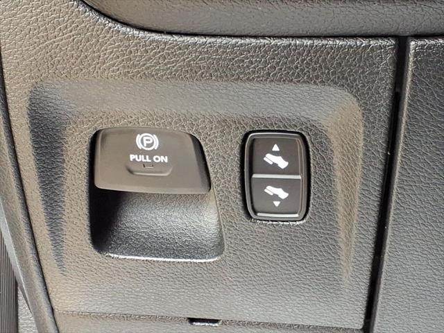 2025 Ram 1500 Laramie Crew Cab 4x4 5'7" Box