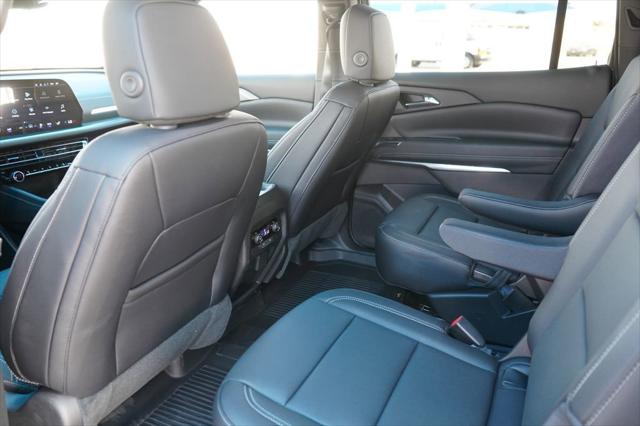 2026 Chevrolet Traverse FWD LT