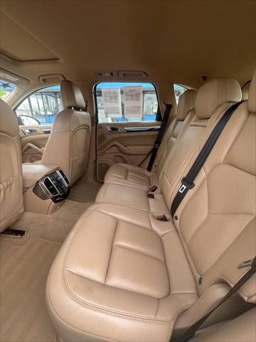 2016 Porsche Cayenne Base AWD 4dr SUV