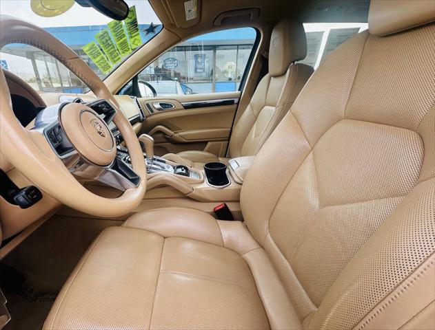 2016 Porsche Cayenne Base AWD 4dr SUV