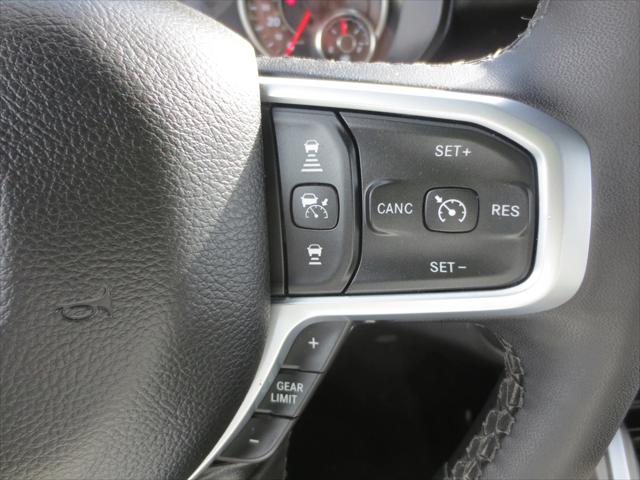 2025 Ram 1500 Big Horn Crew Cab 4x4 5'7" Box