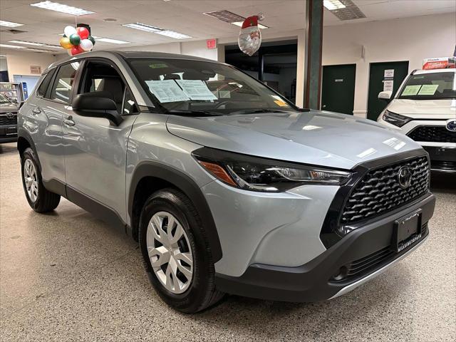 2025 Toyota Corolla Cross L [9]