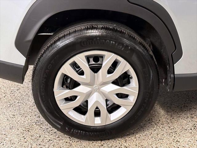 2025 Toyota Corolla Cross L [14]