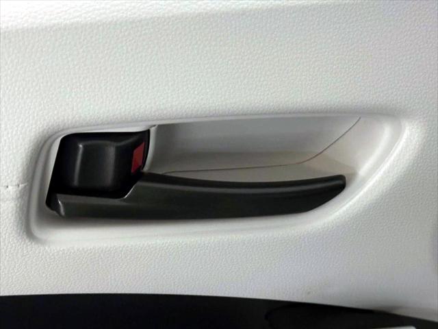 2025 Toyota Corolla Cross L [15]