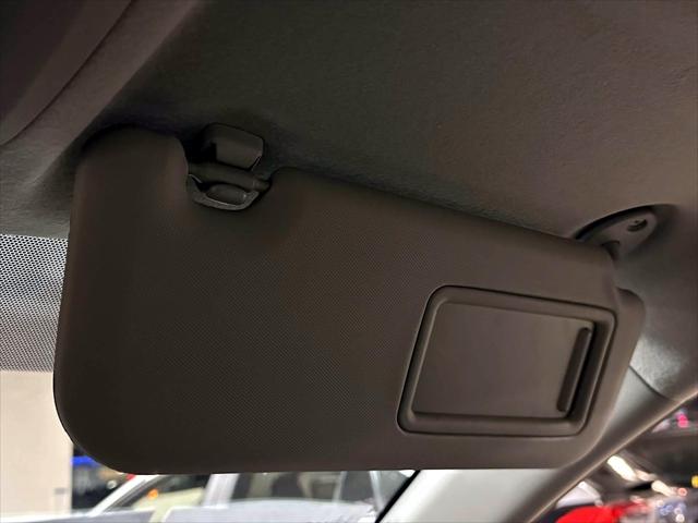 2025 Toyota Corolla Cross L [29]