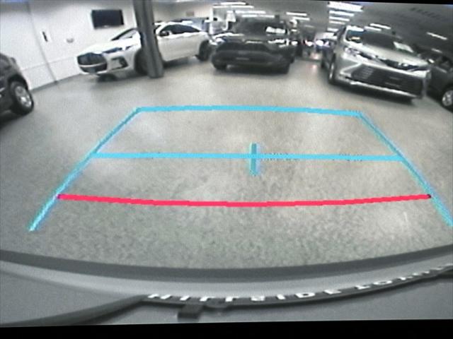 2025 Toyota Corolla Cross L [30]