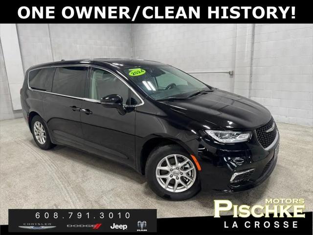 2024 Chrysler Pacifica Touring L for sale in La Crosse, WI