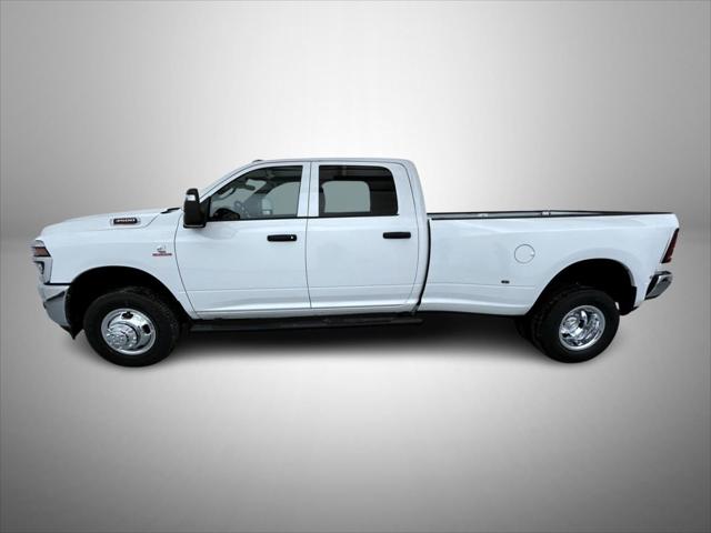 2026 Ram 3500 Tradesman Crew Cab 4x4 8 Box