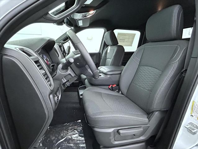 2026 Ram 3500 Tradesman Crew Cab 4x4 8 Box