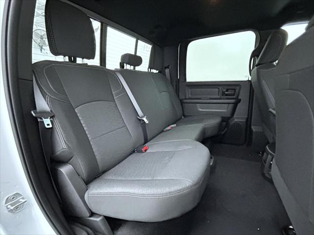 2026 Ram 3500 Tradesman Crew Cab 4x4 8 Box
