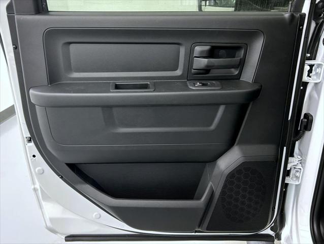 2026 Ram 3500 Tradesman Crew Cab 4x4 8 Box