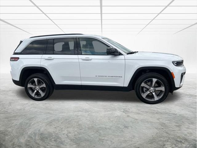 2026 Jeep Grand Cherokee GRAND CHEROKEE LIMITED 4X2 2026 Jeep Grand Cherokee GRAND CHEROKEE LIMITED 4X2