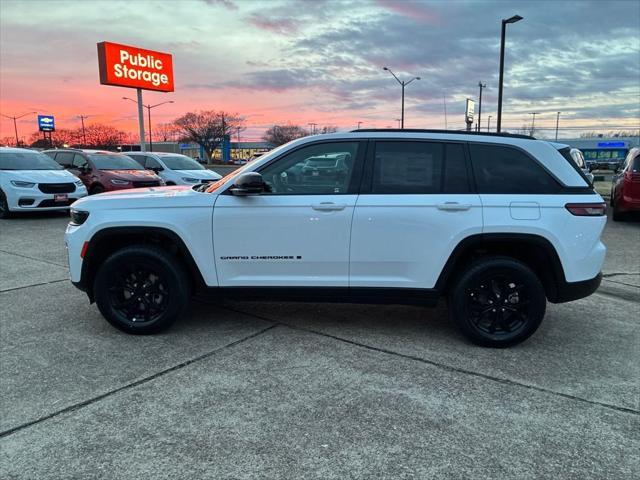 2026 Jeep Grand Cherokee GRAND CHEROKEE LAREDO ALTITUDE 4X4 2026 Jeep Grand Cherokee GRAND CHEROKEE LAREDO ALTITUDE 4X4