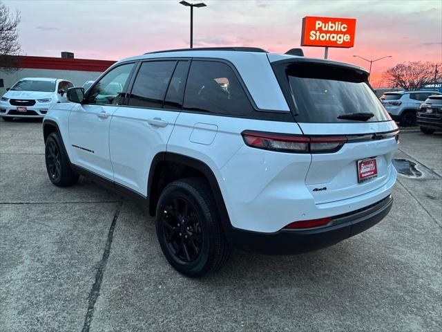 2026 Jeep Grand Cherokee GRAND CHEROKEE LAREDO ALTITUDE 4X4 2026 Jeep Grand Cherokee GRAND CHEROKEE LAREDO ALTITUDE 4X4