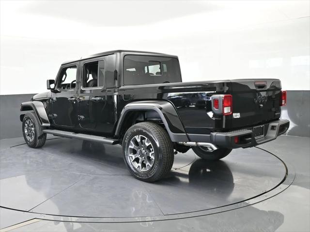 2026 Jeep Gladiator GLADIATOR SAHARA 4X4