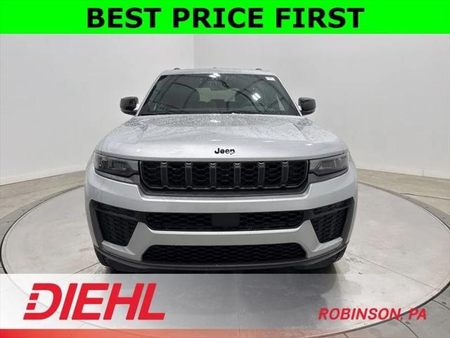 2026 Jeep Grand Cherokee GRAND CHEROKEE LAREDO ALTITUDE 4X4 2026 Jeep Grand Cherokee GRAND CHEROKEE LAREDO ALTITUDE 4X4
