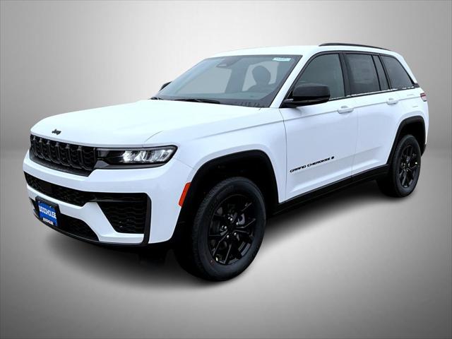 2026 Jeep Grand Cherokee Altitude 4x4 for sale in Sioux City, IA