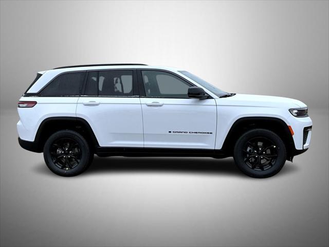 2026 Jeep Grand Cherokee Altitude 4x4