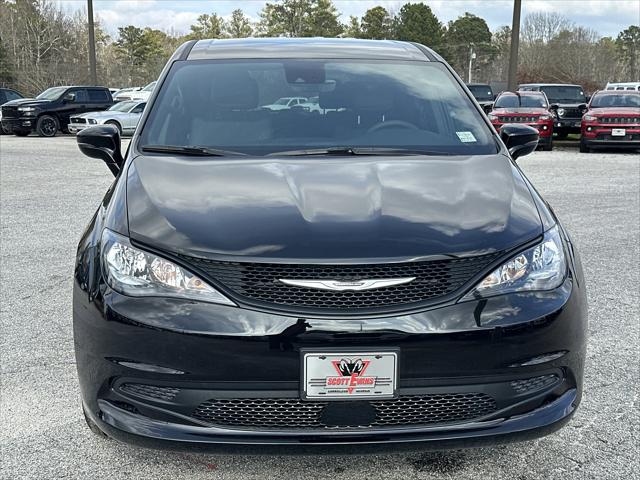 2026 Chrysler Voyager VOYAGER LX