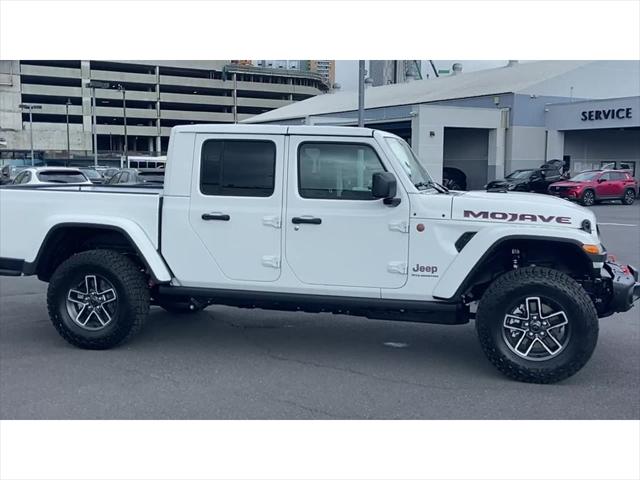 2026 Jeep Gladiator GLADIATOR MOJAVE X 4X4