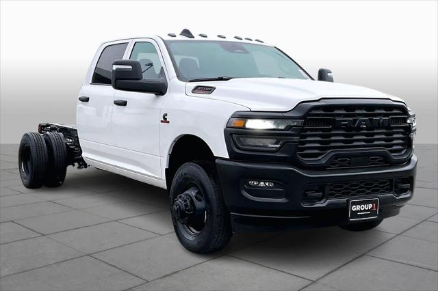 2026 RAM Ram 3500 Chassis Cab RAM 3500 TRADESMAN CREW CAB CHASSIS 4X4 60 CA