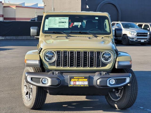 2026 Jeep Gladiator GLADIATOR SAHARA 4X4