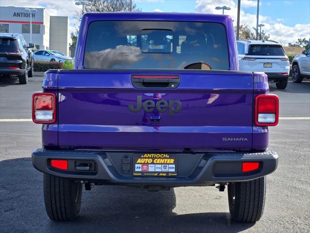2026 Jeep Gladiator Sport