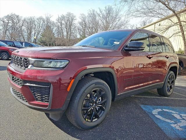 2026 Jeep Grand Cherokee GRAND CHEROKEE LAREDO ALTITUDE 4X4 2026 Jeep Grand Cherokee GRAND CHEROKEE LAREDO ALTITUDE 4X4