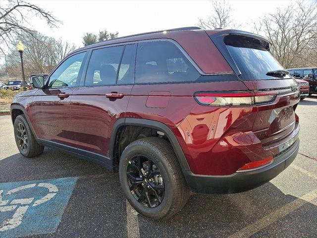 2026 Jeep Grand Cherokee GRAND CHEROKEE LAREDO ALTITUDE 4X4 2026 Jeep Grand Cherokee GRAND CHEROKEE LAREDO ALTITUDE 4X4