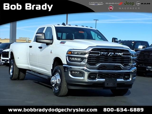 2026 RAM Ram 3500 RAM 3500 TRADESMAN CREW CAB 4X4 8 BOX