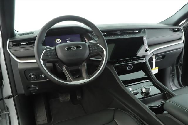 2026 Jeep Grand Cherokee GRAND CHEROKEE LIMITED 4X4 2026 Jeep Grand Cherokee GRAND CHEROKEE LIMITED 4X4