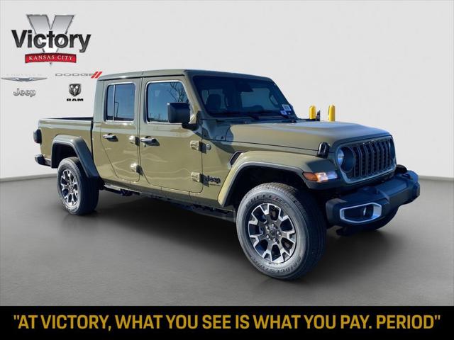 2026 Jeep Gladiator GLADIATOR SAHARA 4X4