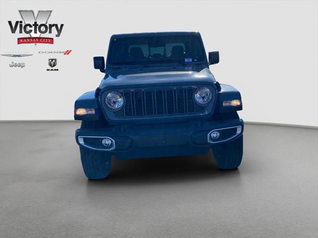 2026 Jeep Gladiator GLADIATOR SAHARA 4X4