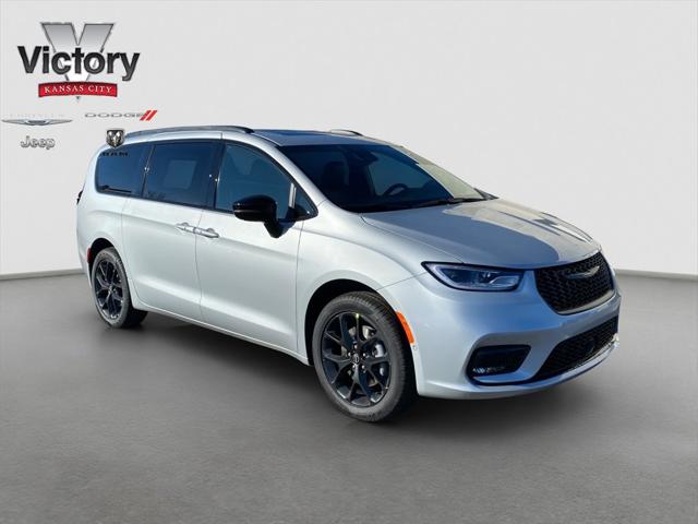 2026 Chrysler Pacifica PACIFICA LIMITED AWD