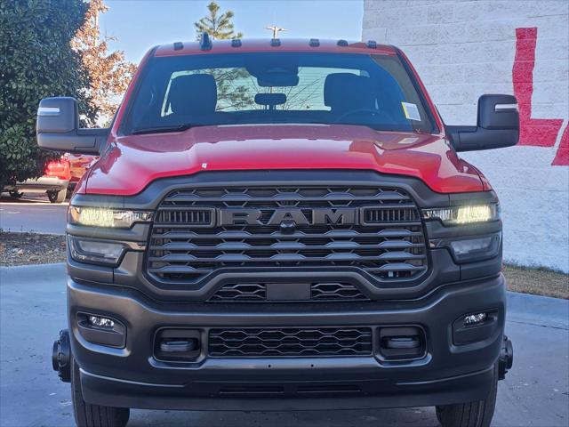 2026 RAM Ram 3500 Chassis Cab RAM 3500 TRADESMAN CREW CAB CHASSIS 4X4 60 CA