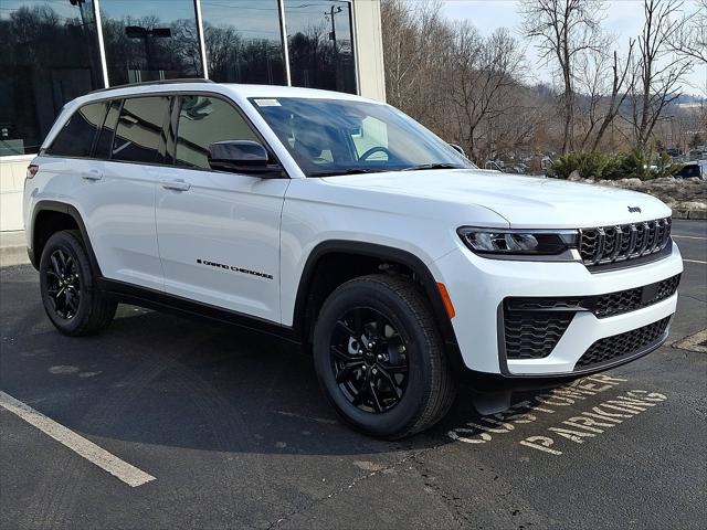 2026 Jeep Grand Cherokee GRAND CHEROKEE LAREDO ALTITUDE 4X4