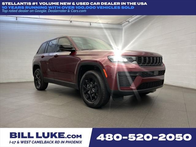 2026 Jeep Grand Cherokee GRAND CHEROKEE LAREDO ALTITUDE 4X4 2026 Jeep Grand Cherokee GRAND CHEROKEE LAREDO ALTITUDE 4X4