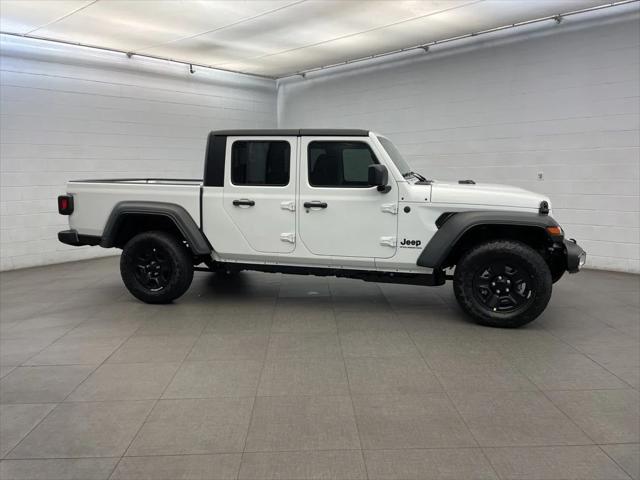 2026 Jeep Gladiator GLADIATOR SPORT 4X4 2026 Jeep Gladiator GLADIATOR SPORT 4X4
