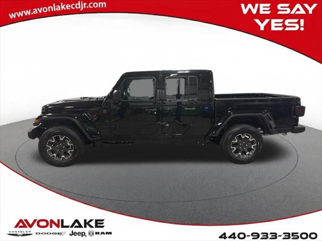 2026 Jeep Gladiator GLADIATOR SAHARA 4X4