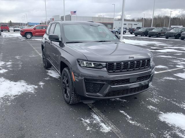 2026 Jeep Grand Cherokee GRAND CHEROKEE ALTITUDE 4X4