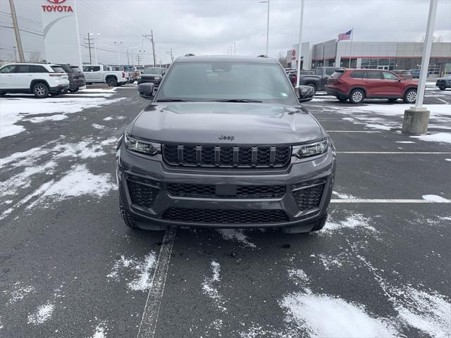 2026 Jeep Grand Cherokee GRAND CHEROKEE ALTITUDE 4X4