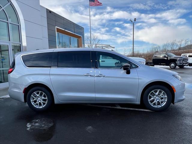 2026 Chrysler Voyager VOYAGER LX