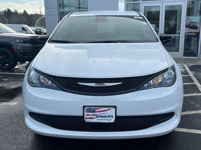 2026 Chrysler Voyager VOYAGER LX