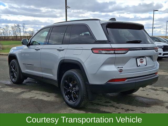 2026 Jeep Grand Cherokee GRAND CHEROKEE LAREDO ALTITUDE 4X4 2026 Jeep Grand Cherokee GRAND CHEROKEE LAREDO ALTITUDE 4X4