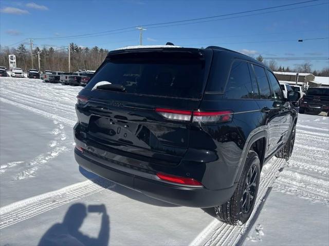 2026 Jeep Grand Cherokee Altitude 4x4