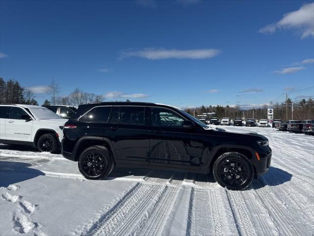 2026 Jeep Grand Cherokee Altitude 4x4