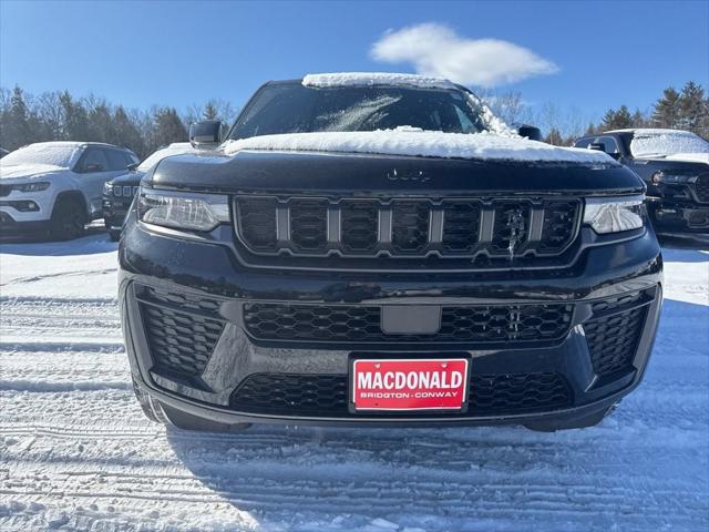 2026 Jeep Grand Cherokee Altitude 4x4